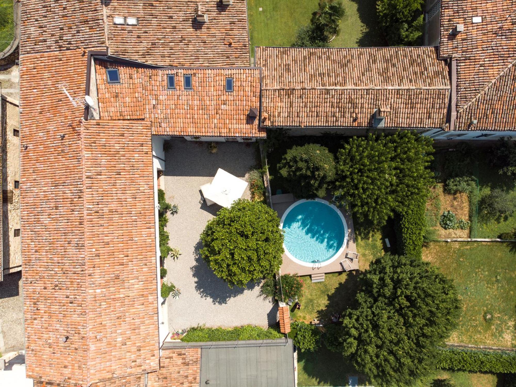 Corte Martinola Bed&Breakfast In Franciacorta Ome Luaran gambar